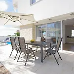 1 Laura By Interhome * Privlaka (Zadar)