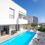 1 Laura By Interhome Lägenhet