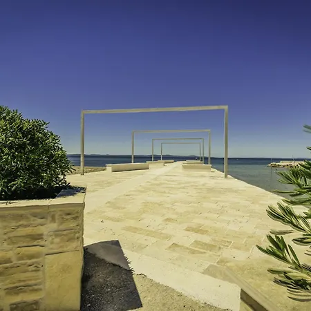 Appartamento 1 Laura By Interhome