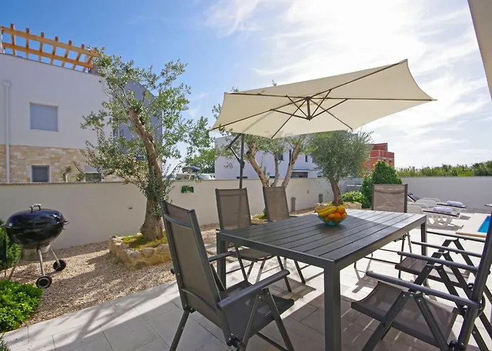 Апартаменты 1 Laura By Interhome Привлака