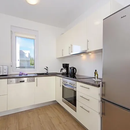 1 Laura By Interhome *